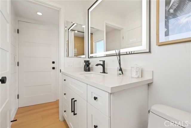 2316 La Linda, Newport Beach, CA 92660