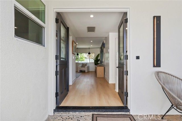 2316 La Linda, Newport Beach, CA 92660