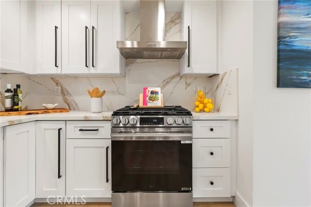 2316 La Linda, Newport Beach, CA 92660