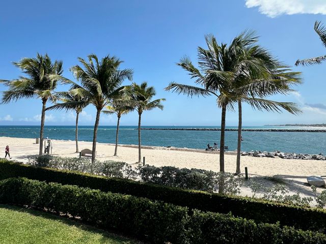 106 Inlet Way, Palm Beach Shores, FL 33404