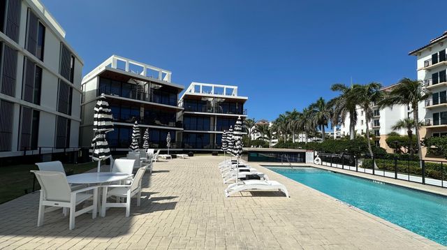 106 Inlet Way, Palm Beach Shores, FL 33404