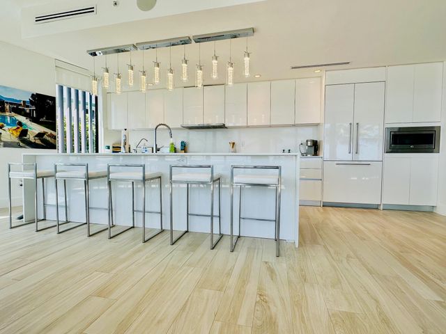 106 Inlet Way, Palm Beach Shores, FL 33404