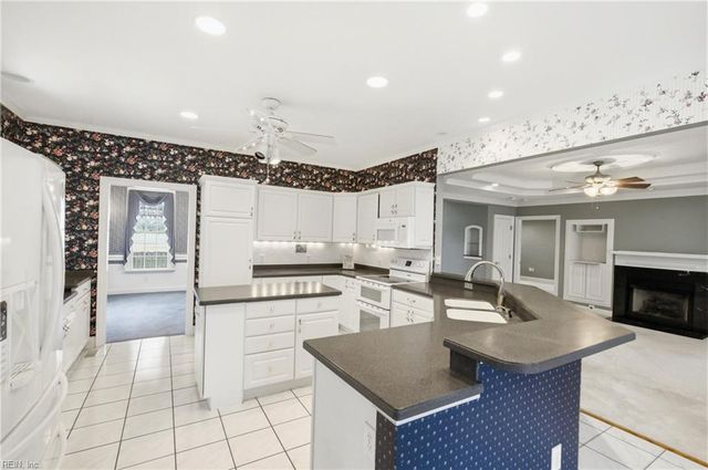 2029 Mount Pleasant RD, Chesapeake, VA 23322