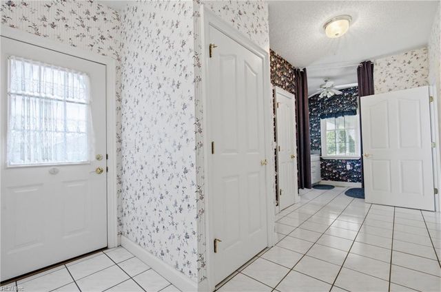 2029 Mount Pleasant RD, Chesapeake, VA 23322