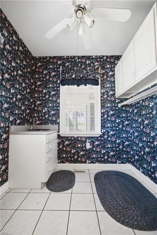 2029 Mount Pleasant RD, Chesapeake, VA 23322