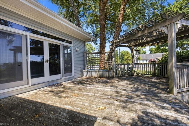 2029 Mount Pleasant RD, Chesapeake, VA 23322