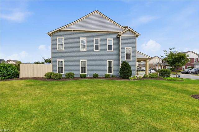 508 Esterview LN, Chesapeake, VA 23322