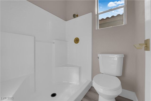 999 Country Skies Avenue, Las Vegas, NV 89123