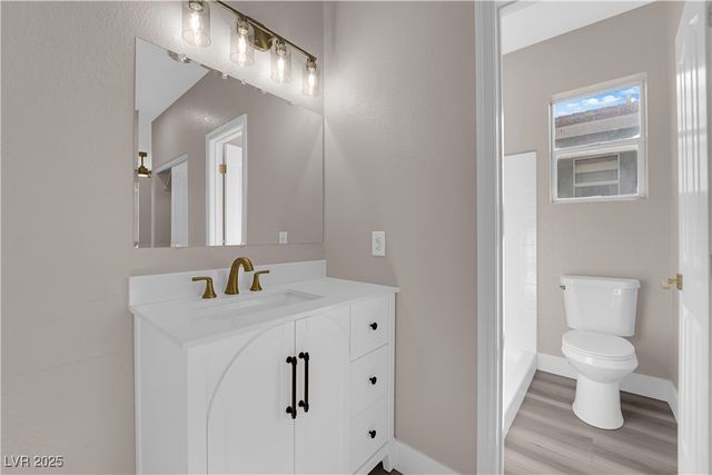 999 Country Skies Avenue, Las Vegas, NV 89123