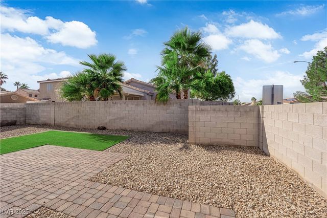 999 Country Skies Avenue, Las Vegas, NV 89123