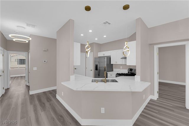 999 Country Skies Avenue, Las Vegas, NV 89123