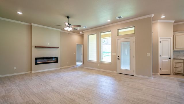 2714 Austin Drive, Granbury, TX 76048