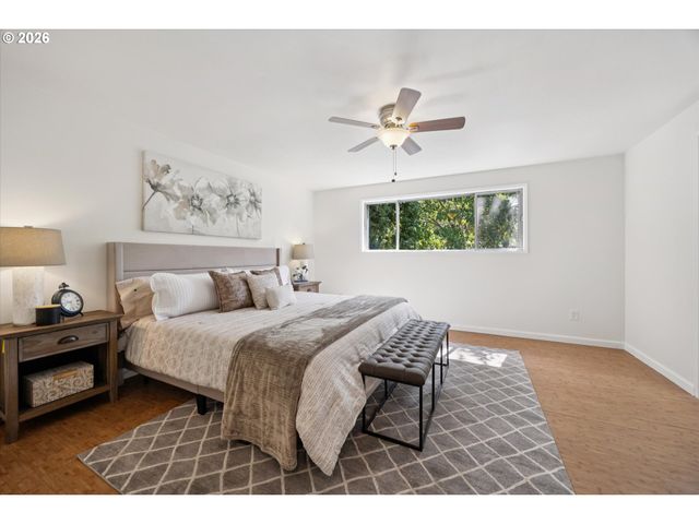11370 Sw BLAKENEY St, Beaverton, OR 97008