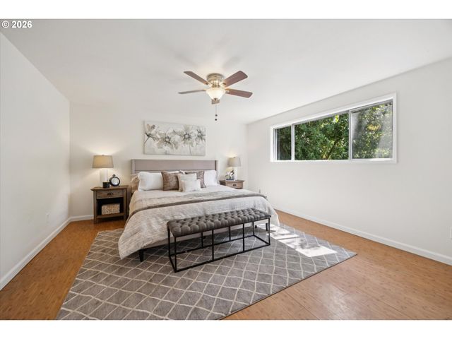 11370 Sw BLAKENEY St, Beaverton, OR 97008