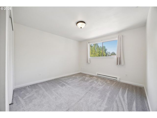 11370 Sw BLAKENEY St, Beaverton, OR 97008