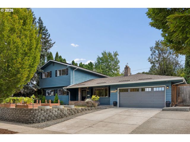 11370 Sw BLAKENEY St, Beaverton, OR 97008