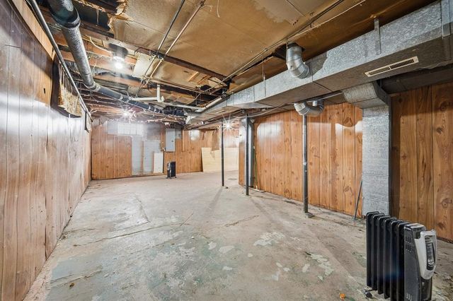 827 Truax Boulevard, Eau Claire, WI 54703