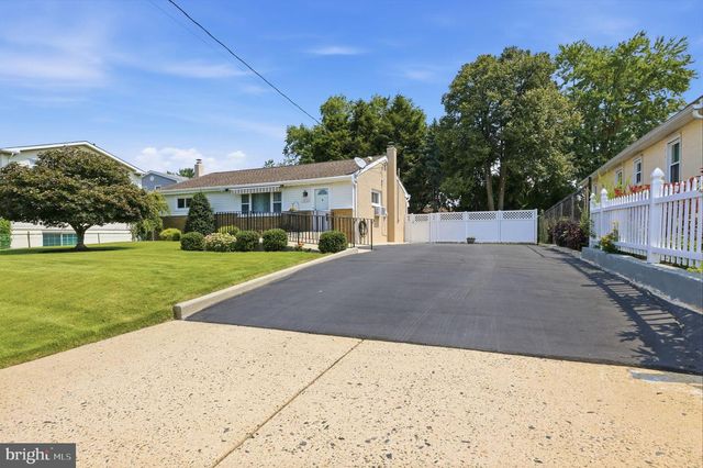 1913 SANFORD ST, Philadelphia, PA 19116