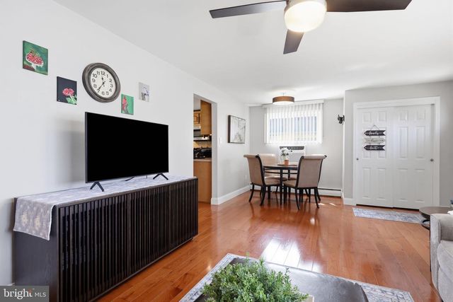 1913 SANFORD ST, Philadelphia, PA 19116