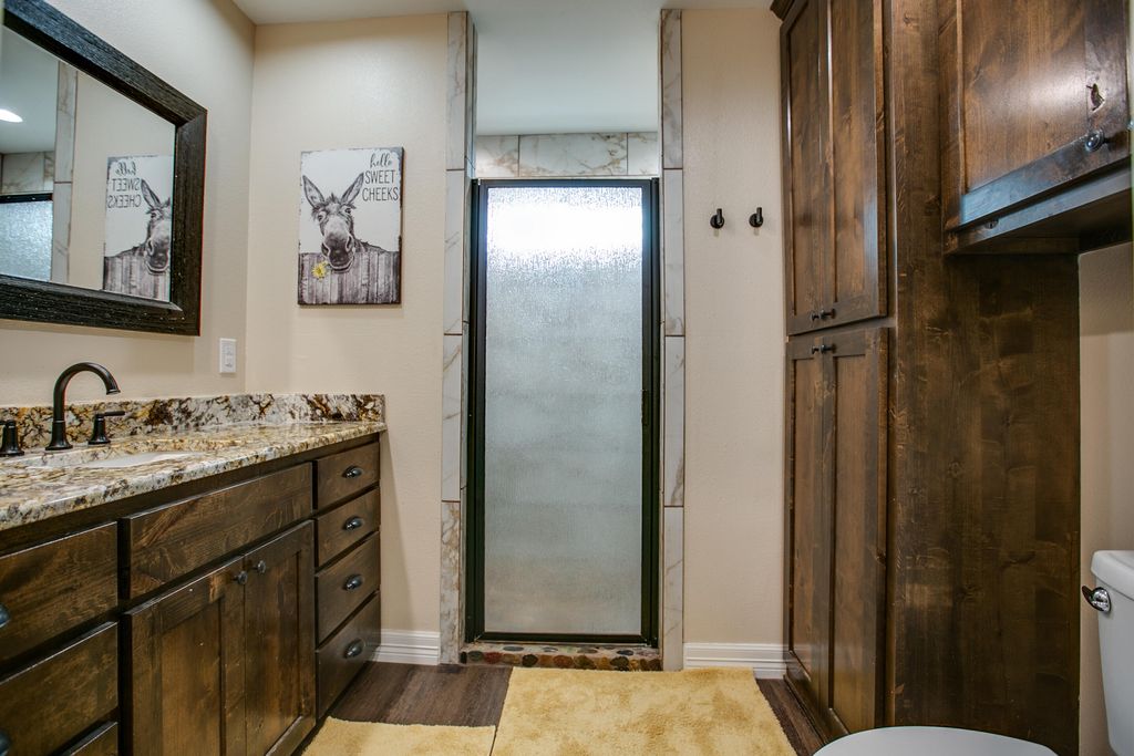 Image 15 of property listing at 601 Bristow Road, San Angelo, TX 76905