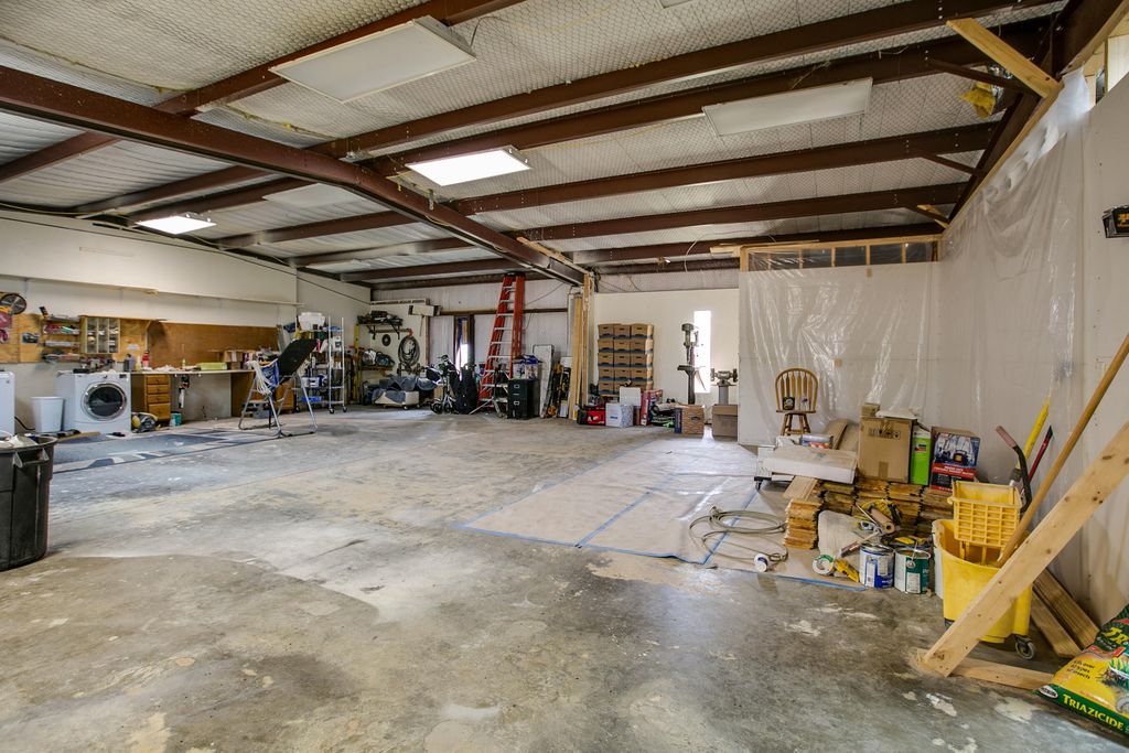 Image 47 of property listing at 601 Bristow Road, San Angelo, TX 76905