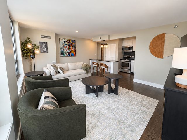 440 N Wabash Avenue 4710, Chicago, IL 60611
