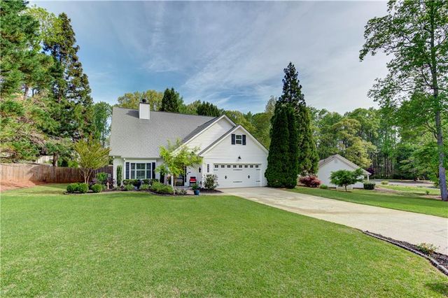 5425 Harris Creek Drive, Cumming, GA 30040