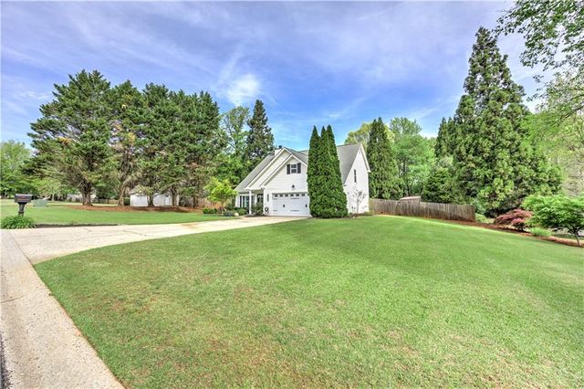 5425 Harris Creek Drive, Cumming, GA 30040