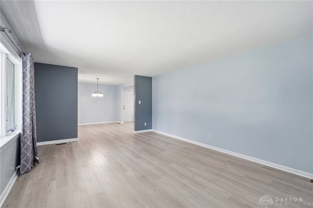 5544 Waterloo Road, Washington Twp, OH 45459