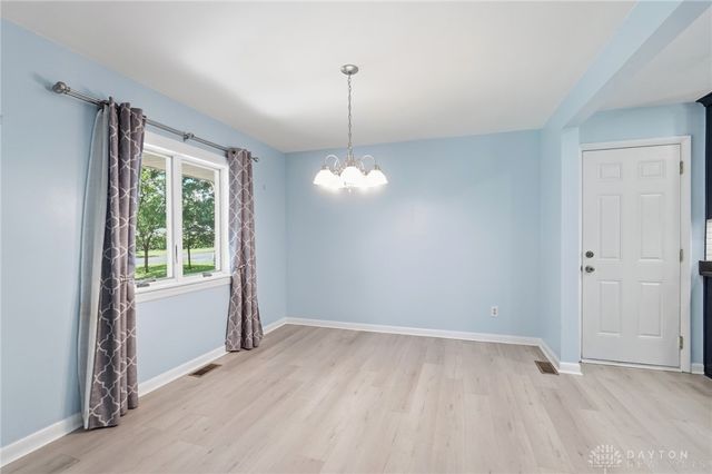 5544 Waterloo Road, Washington Twp, OH 45459