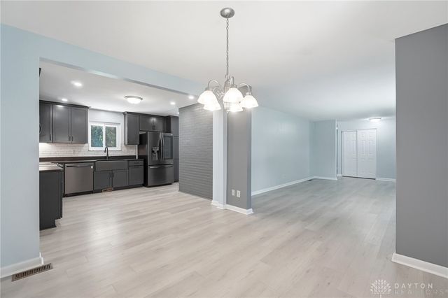 5544 Waterloo Road, Washington Twp, OH 45459