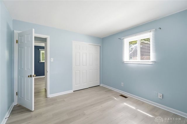 5544 Waterloo Road, Washington Twp, OH 45459