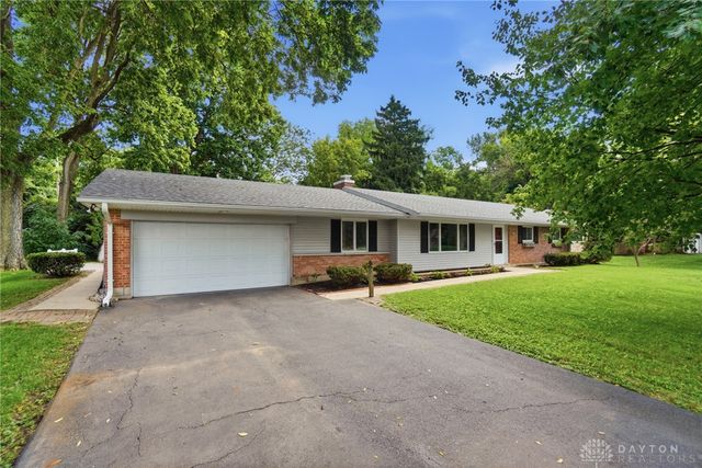 5544 Waterloo Road, Washington Twp, OH 45459