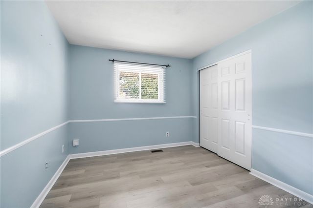 5544 Waterloo Road, Washington Twp, OH 45459