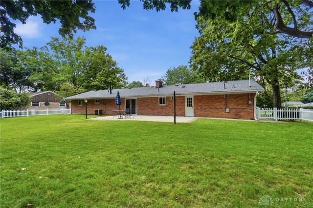 5544 Waterloo Road, Washington Twp, OH 45459