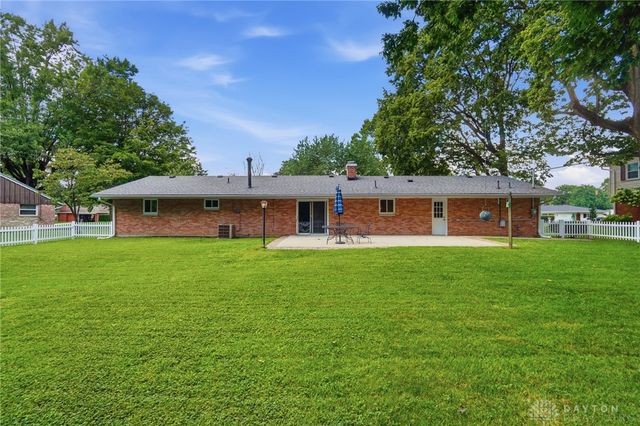 5544 Waterloo Road, Washington Twp, OH 45459