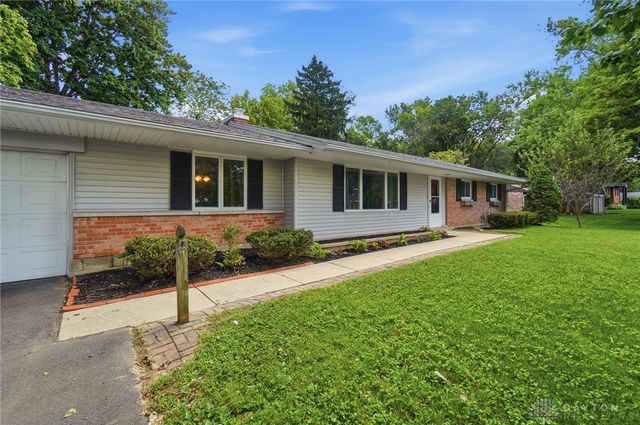 5544 Waterloo Road, Washington Twp, OH 45459