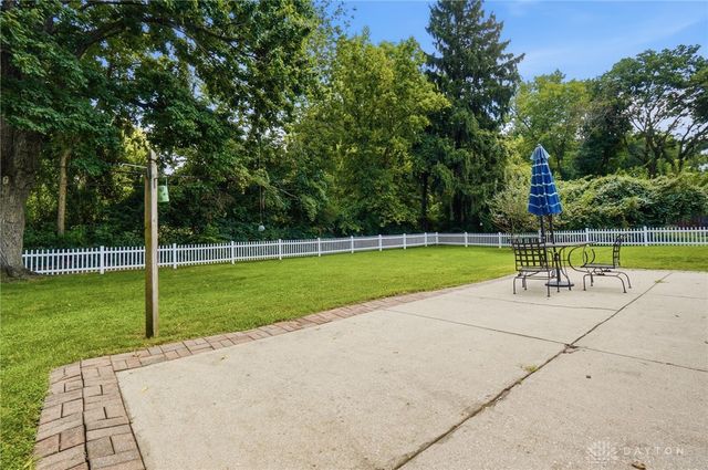 5544 Waterloo Road, Washington Twp, OH 45459