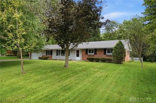 5544 Waterloo Road, Washington Twp, OH 45459