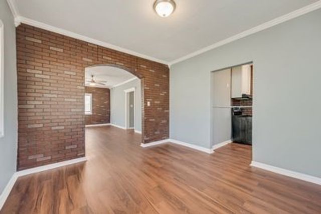 930 W Freeman Street, Sherman, TX 75092