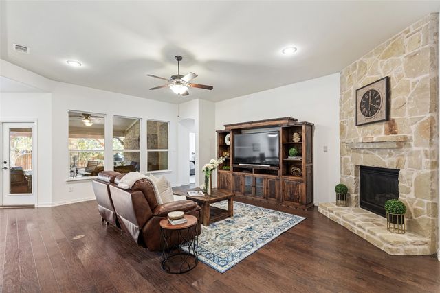 613 Fortinbras Drive, Mckinney, TX 75071
