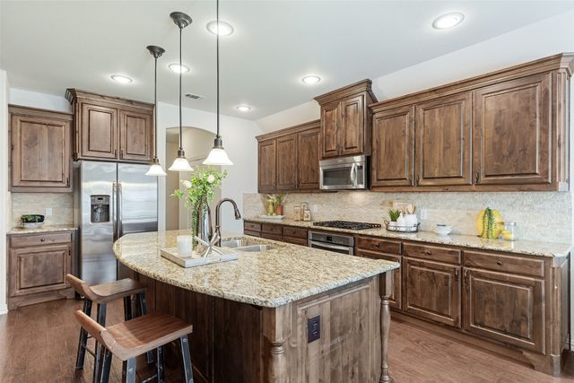 613 Fortinbras Drive, Mckinney, TX 75071
