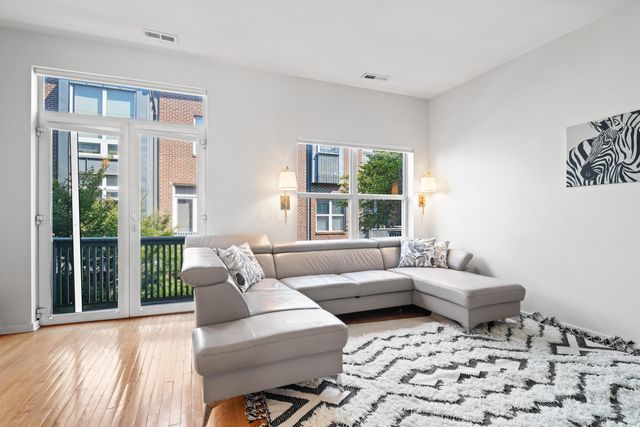 995 S Wall Street, Columbus, OH 43206