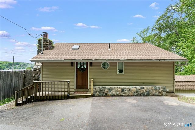 4 Candlewood Birches, Brookfield, CT 06804