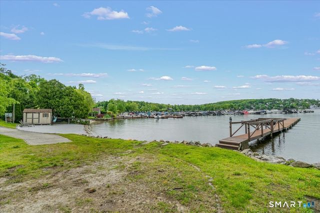 4 Candlewood Birches, Brookfield, CT 06804