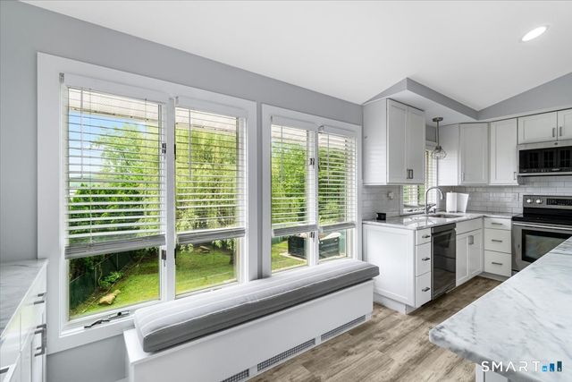 4 Candlewood Birches, Brookfield, CT 06804