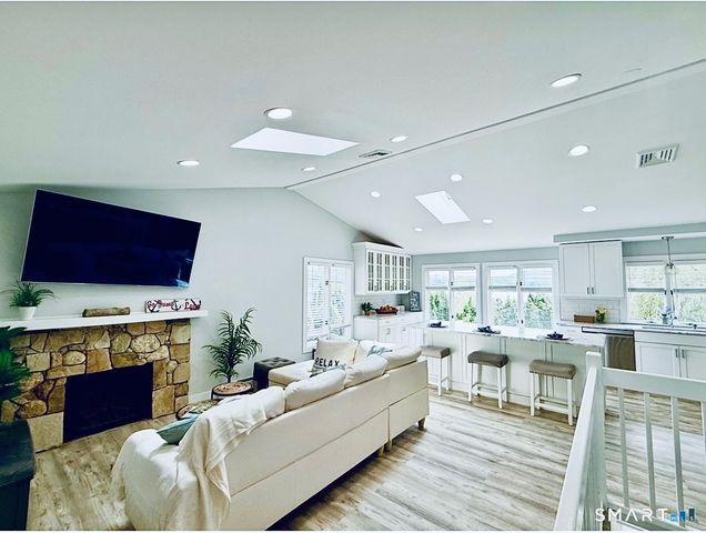 4 Candlewood Birches, Brookfield, CT 06804