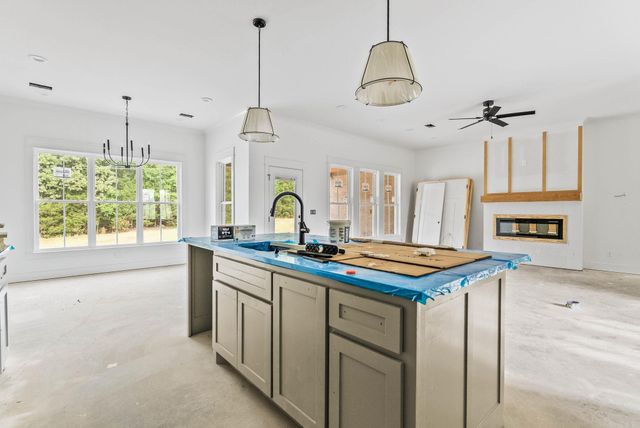 13 Avrey Lane, Greenbrier, AR 72058