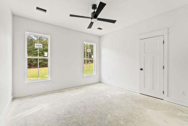 13 Avrey Lane, Greenbrier, AR 72058