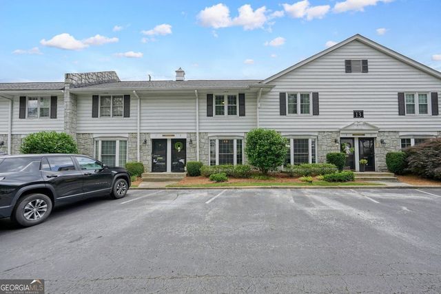 136 Peachtree Memorial Drive NW PENNSYLVANIA 8, Atlanta, GA 30309